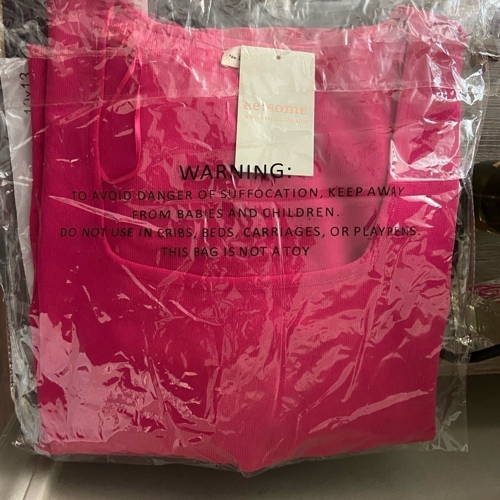 Eesome 1X Hot Pink Polka Dot Sheer Sleeve Blouse - Picture 10 of 15